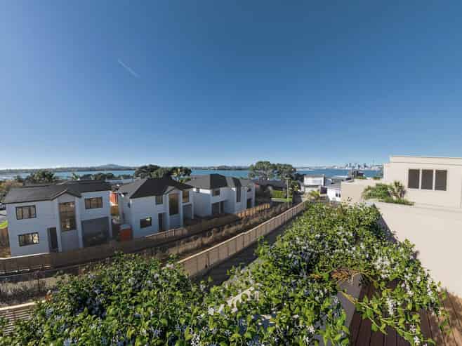 5B Heath Avenue, Northcote