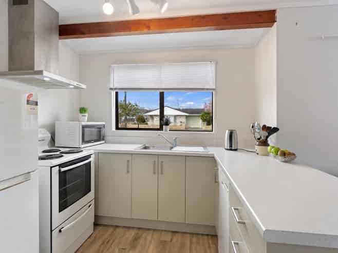93 Parker Avenue, Levin