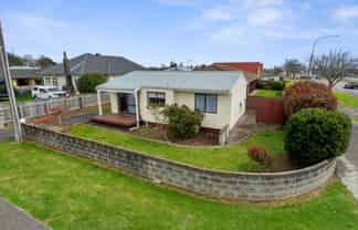 93 Parker Avenue, Levin