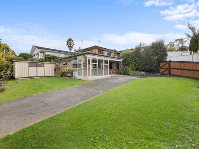 25 Ferndale Road, Mount Wellington