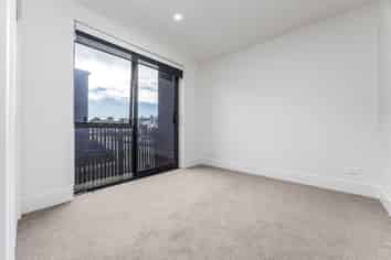 202/15 Hinaki Street, Point England