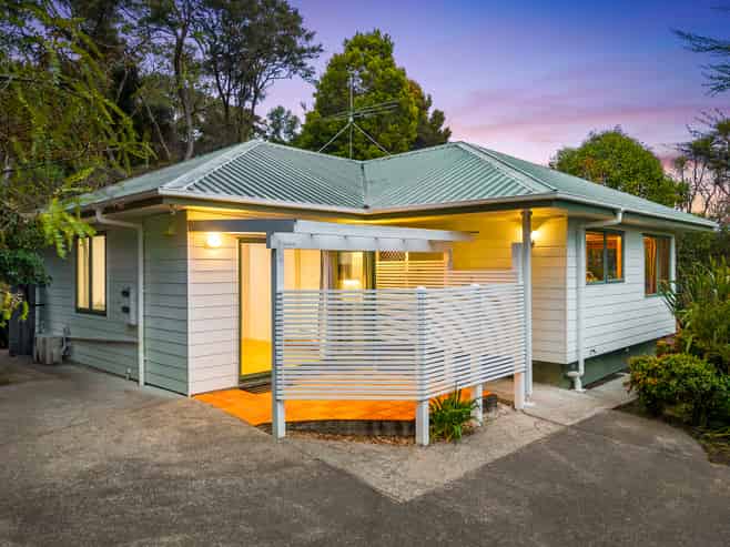 60A Kaurilands Road, Titirangi