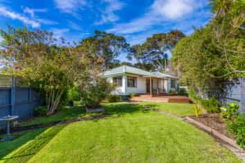 60A Kaurilands Road, Titirangi