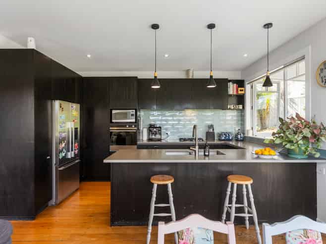 298 Glengarry Road, Glen Eden