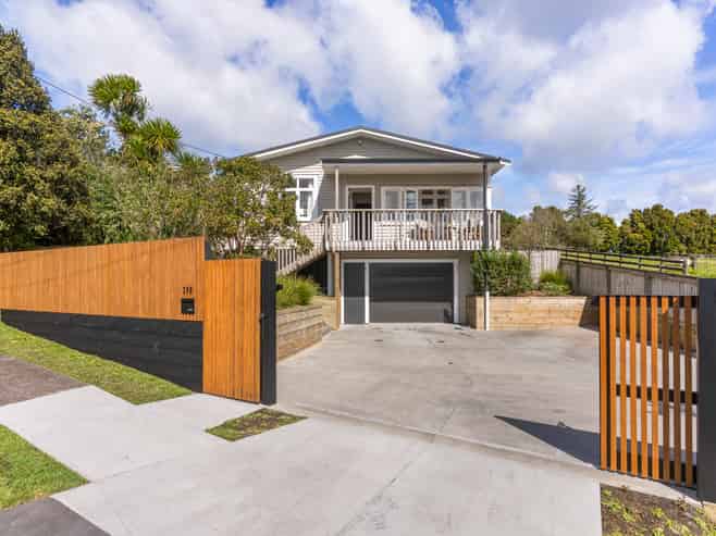 298 Glengarry Road, Glen Eden