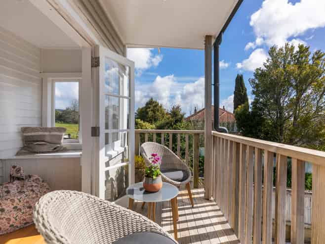 298 Glengarry Road, Glen Eden