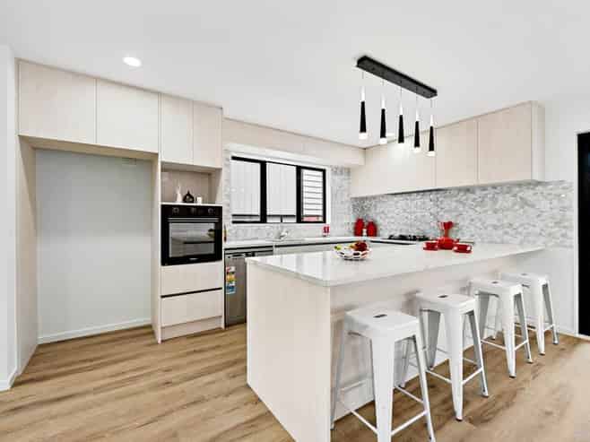 7 Liban Place, Massey