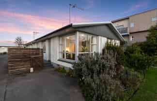 1/64 Stanmore Road, Linwood