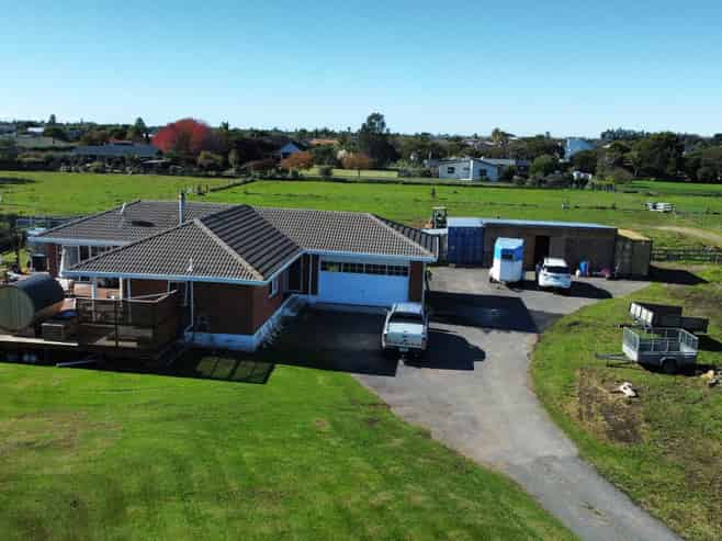 PAPAMOA DEVELOPMENT OPPORTUNITY
