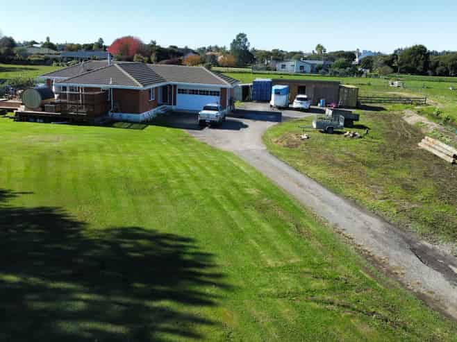 PAPAMOA DEVELOPMENT OPPORTUNITY
