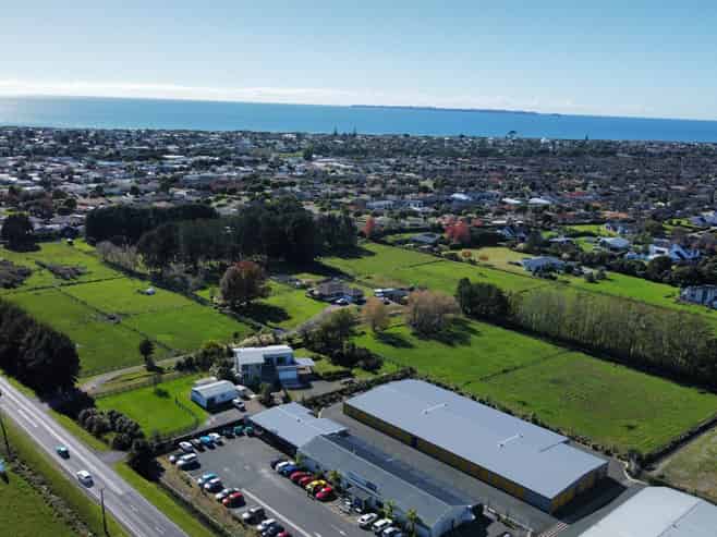 PAPAMOA DEVELOPMENT OPPORTUNITY
