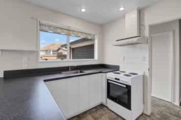 2/86 Aorangi Road, Bryndwr