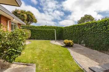 2/86 Aorangi Road, Bryndwr