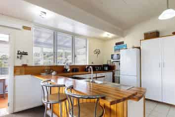 64 Shiel Street, Reefton