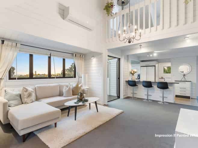 2/597 East Coast Road, Browns Bay