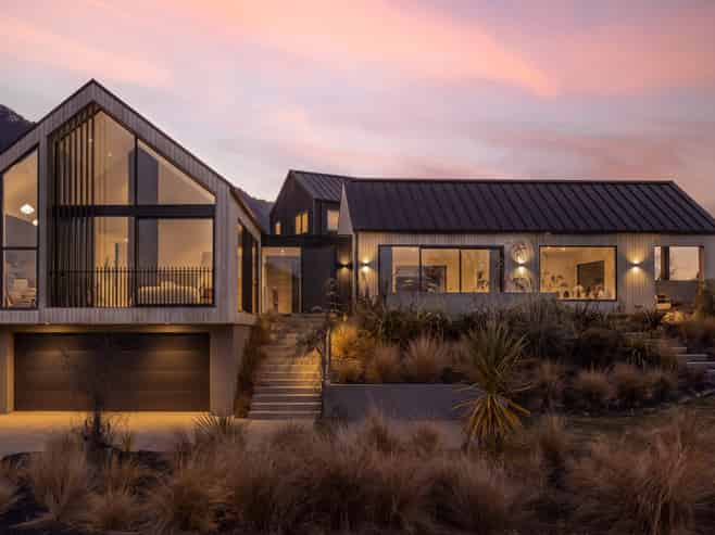 33 McAdam Drive, Jacks Point