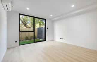 3/399 Massey Road, Mangere East