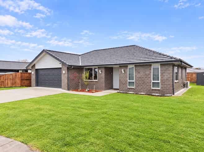 11 Bostonkip Crescent, Fitzroy