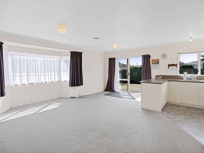 6a Dives Avenue, Hawera