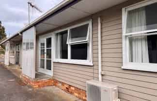 2/93 Barrack Road, Mount Wellington
