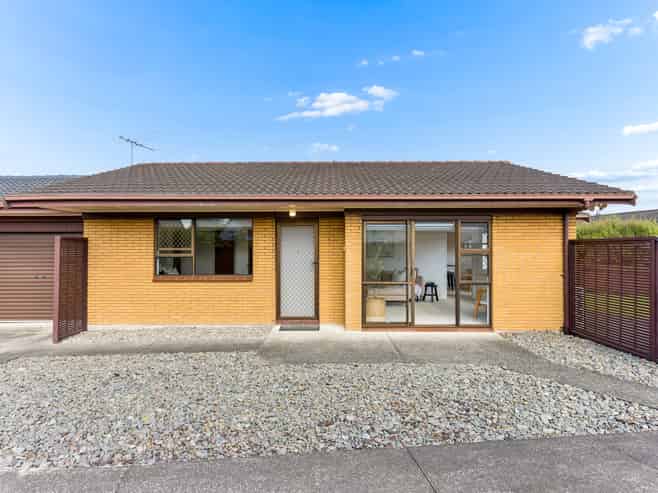10 Annette Avenue, Te Atatu South
