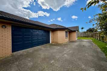 22 Donegal Park Drive, Flat Bush