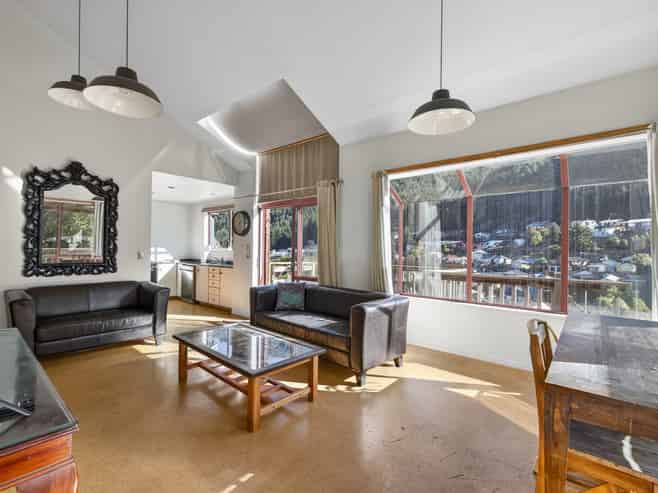 225A Fernhill Road, Fernhill