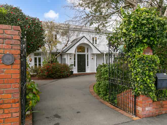 372 Karori Road, Karori