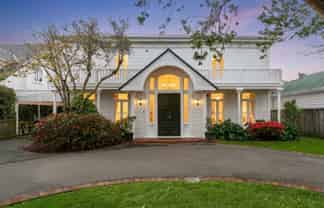 372 Karori Road, Karori