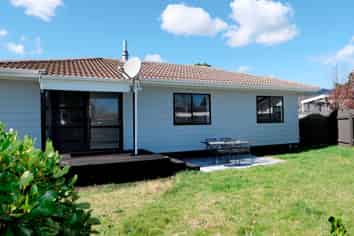 19 Linwood Dr, Paraparaumu