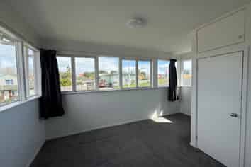 Auckland - Address withheld