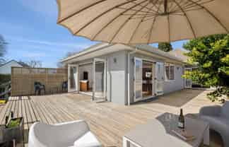 1 Ngaio Crescent, Cambridge