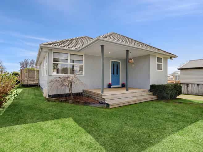 1 Ngaio Crescent, Cambridge