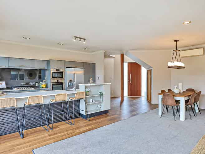 1109 Oliphant Road, Raureka