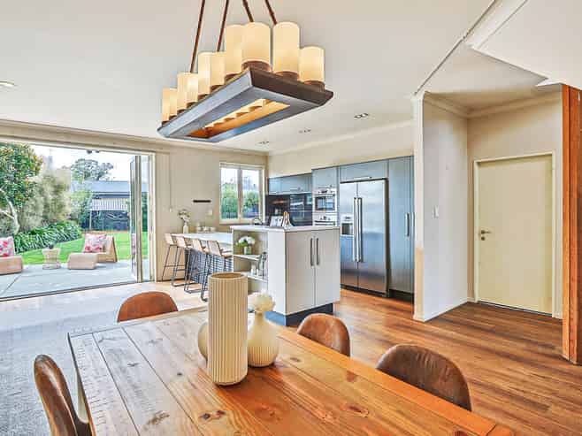 1109 Oliphant Road, Raureka