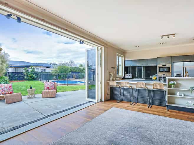 1109 Oliphant Road, Raureka