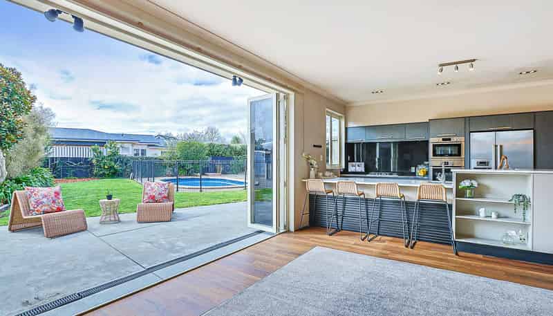 1109 Oliphant Road, Raureka