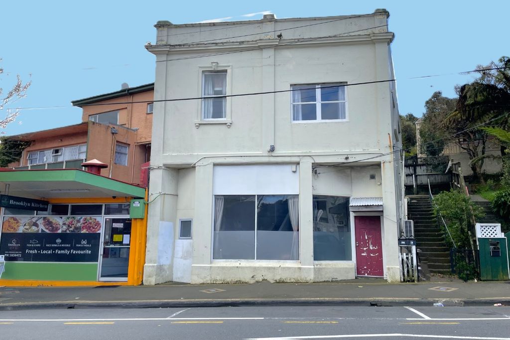 Two Bedroom Private upstairs flat in Brooklyn 3