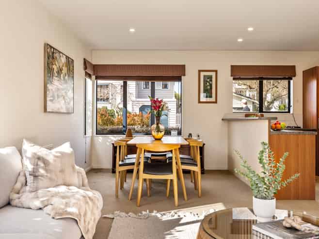 58 Friend Street, Karori
