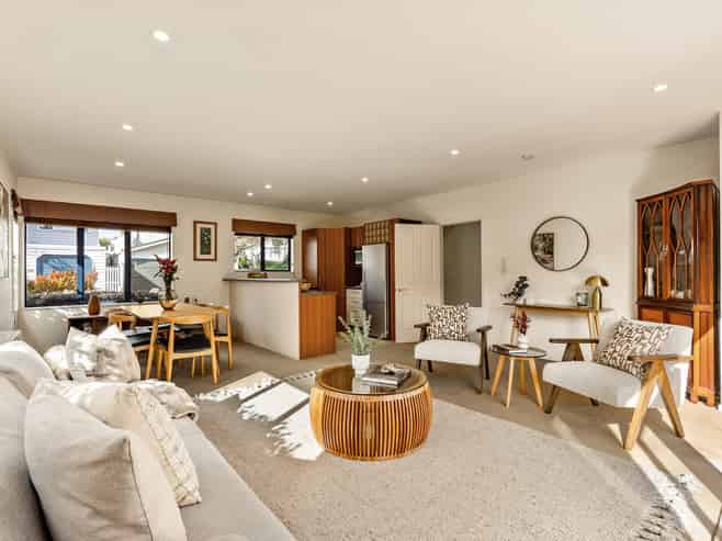 58 Friend Street, Karori