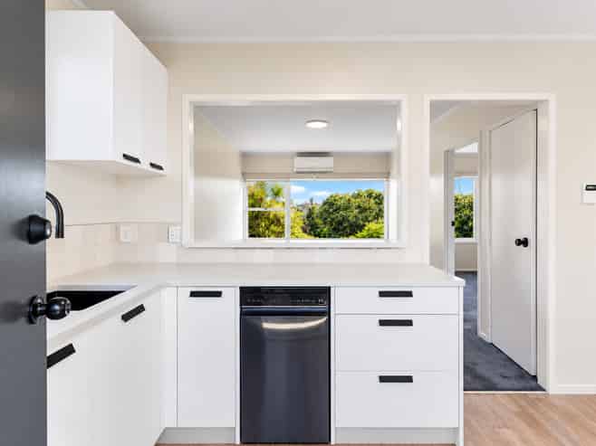 4/7 Western Springs Road, Kingsland