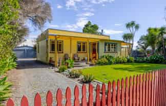 27 Grange Road North, Haumoana