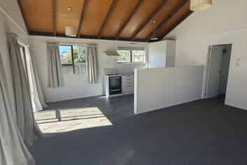 B/10 Jackman Ave, Whitianga