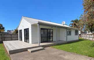 B/10 Jackman Ave, Whitianga