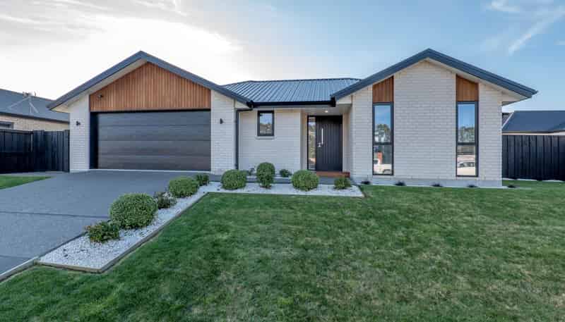 21 Bob Reid Crescent, Darfield