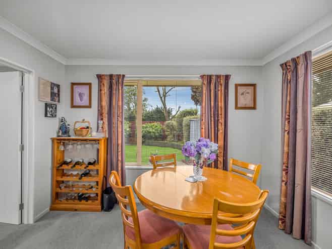10 Ropley Street, Amberley