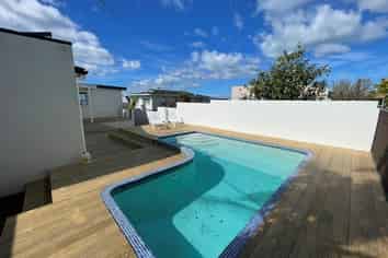 1/3 Brown Street, Takapuna