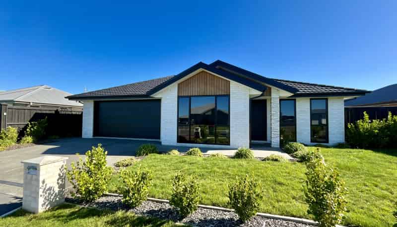 8 Sandsview Way, Rolleston