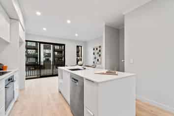 20 Beach Road, Hobsonville