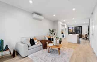 20 Beach Road, Hobsonville